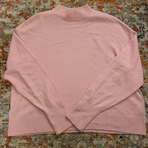 Everlane cashmere sweater, mock neck size medium